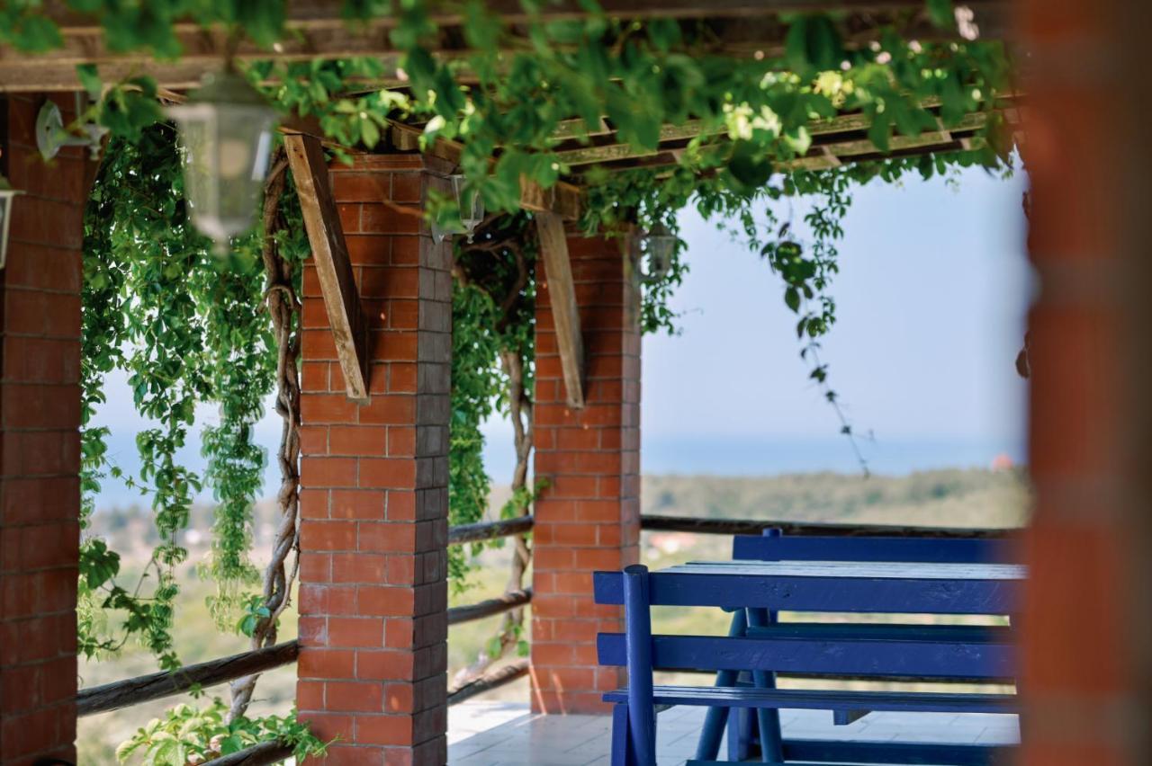 Villa Aiolos Alexandroupoli Bagian luar foto